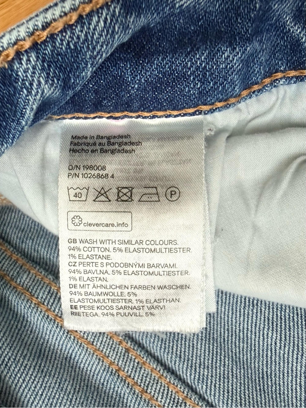 H&M Mid-Blue Straight Leg Jeans - Picture 4 of 4